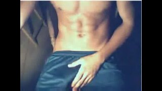 hung uncut