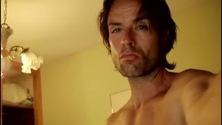Hot & Hung