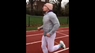 Athletic Dick Bulging Snake Showing