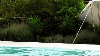 Thumb 10
