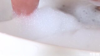 Thumb 6