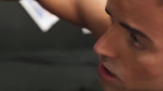 Thumb 7