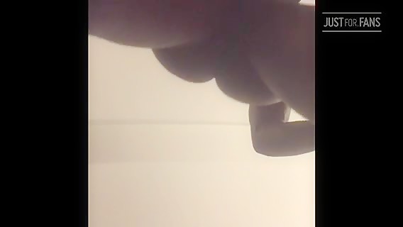 Thumb 9