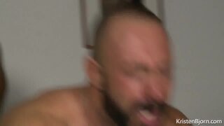 Thumb 6