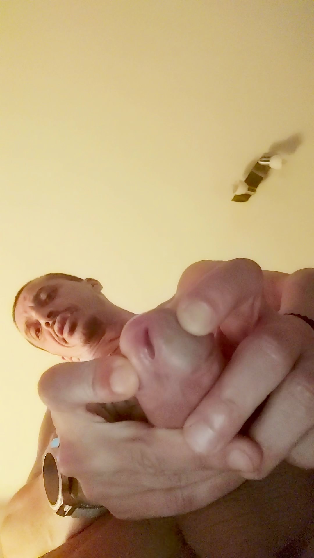 Thumb 12