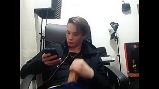 Thumb 4