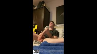 Thumb 2
