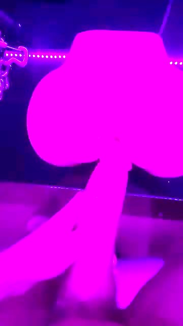 Thumb 6