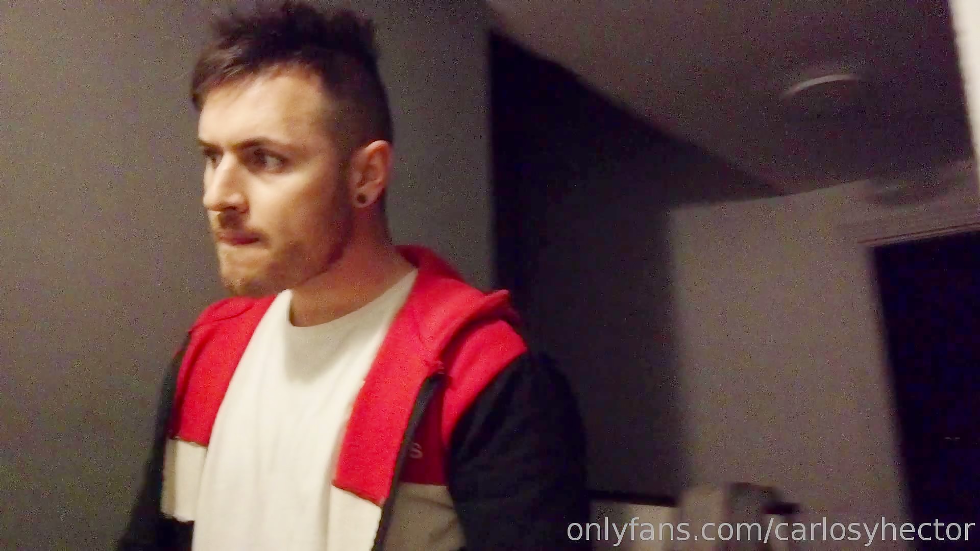 carlosyhector HOTMENUNIVERSE (03)