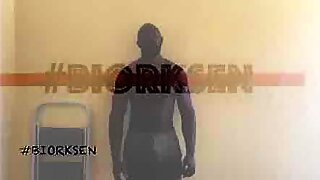 Thumb 8