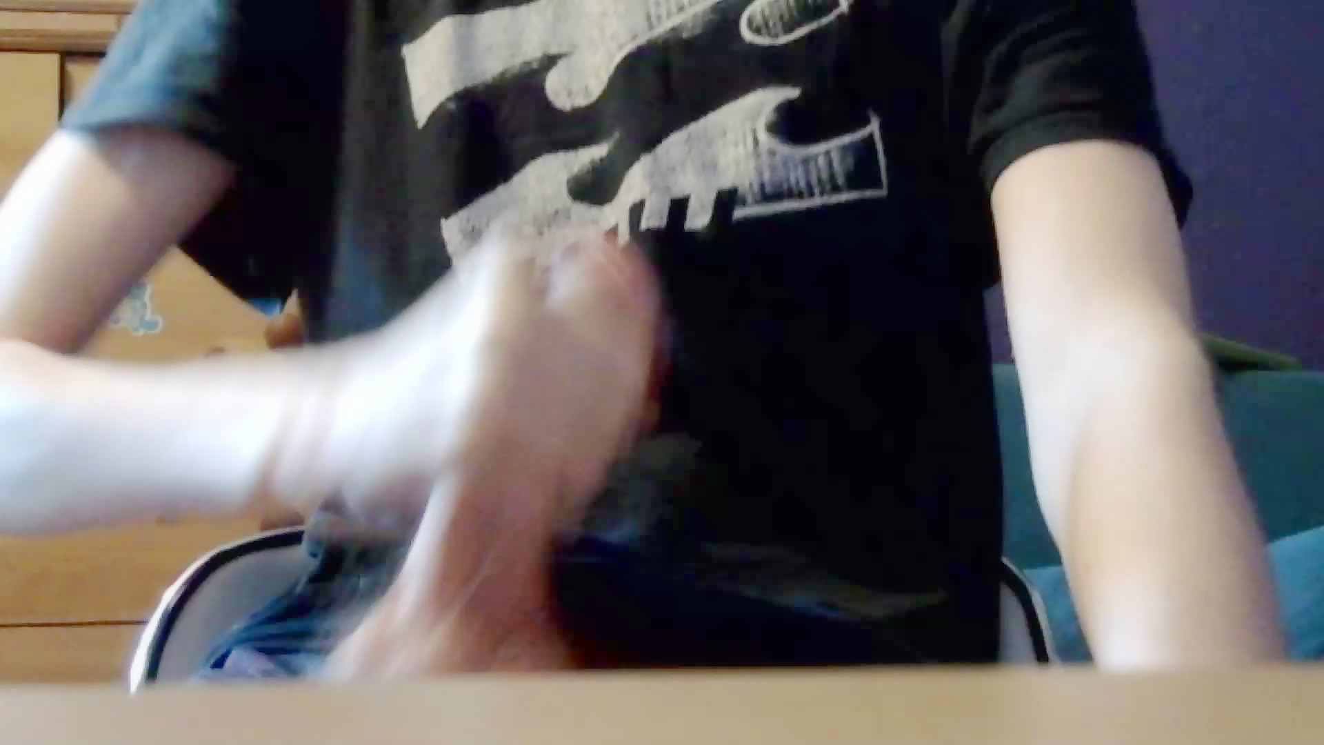 Thumb 16