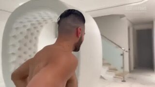 Thumb 10