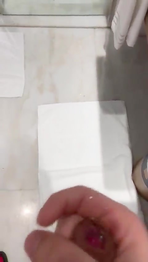 Thumb 16