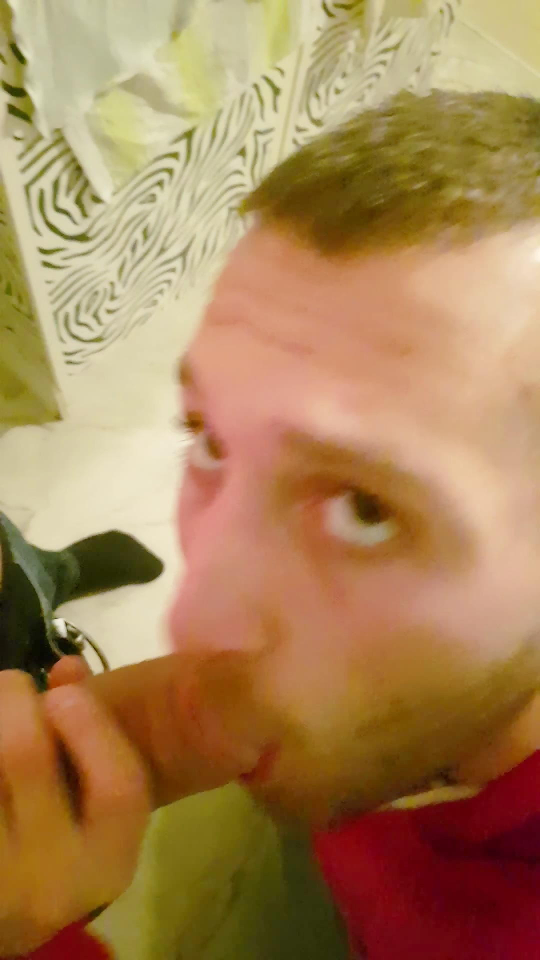 Thumb 12