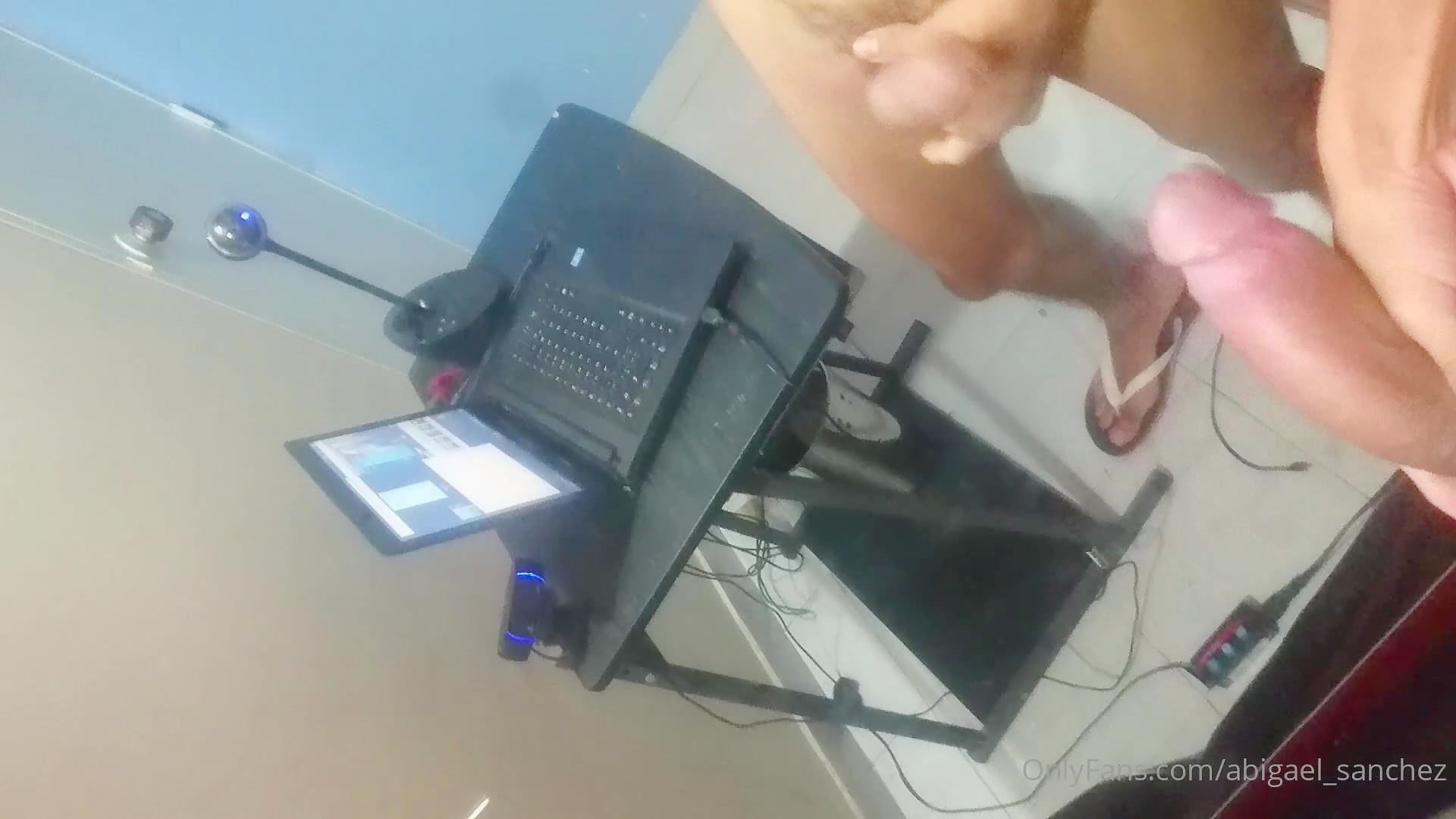 Thumb 14