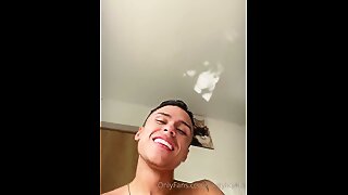 Thumb 10