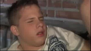 Thumb 8