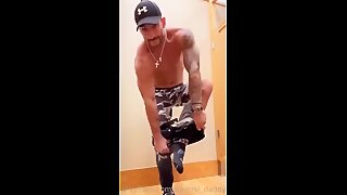 Thumb 1