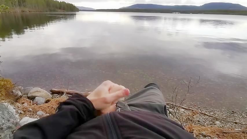 Thumb 4