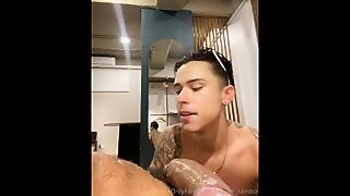Thumb 10