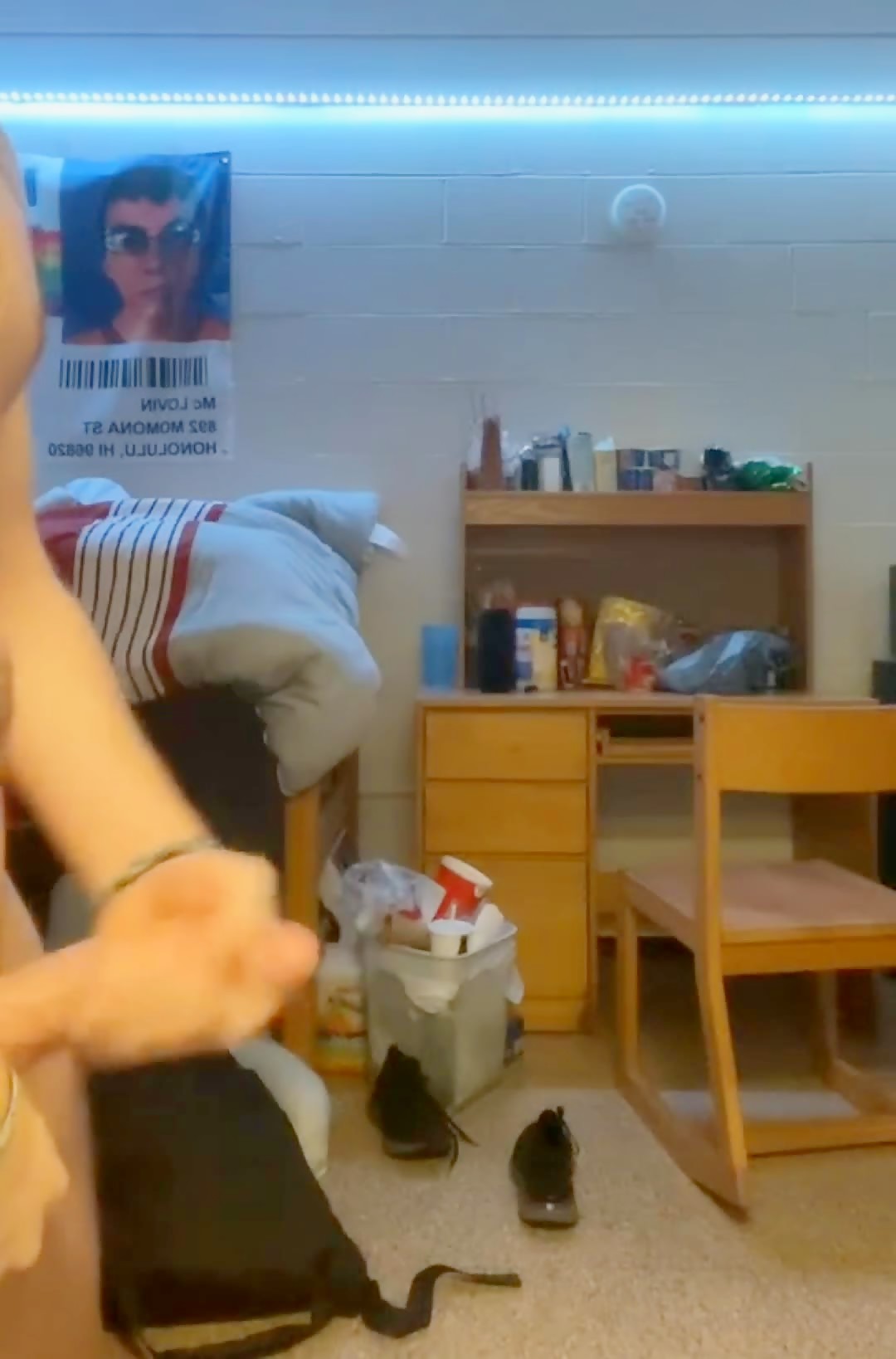 Thumb 4