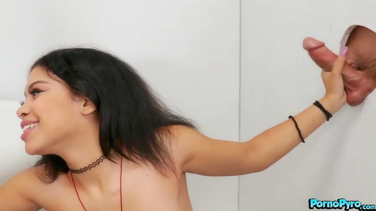 Thumb 12