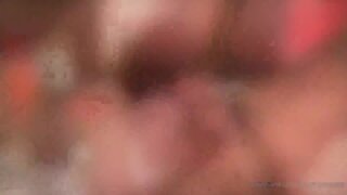 Thumb 6
