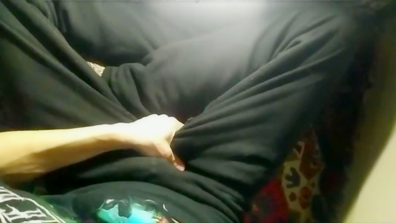 guy tease cam then cums