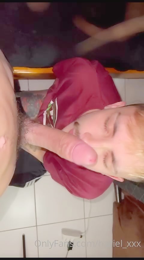 Thumb 11