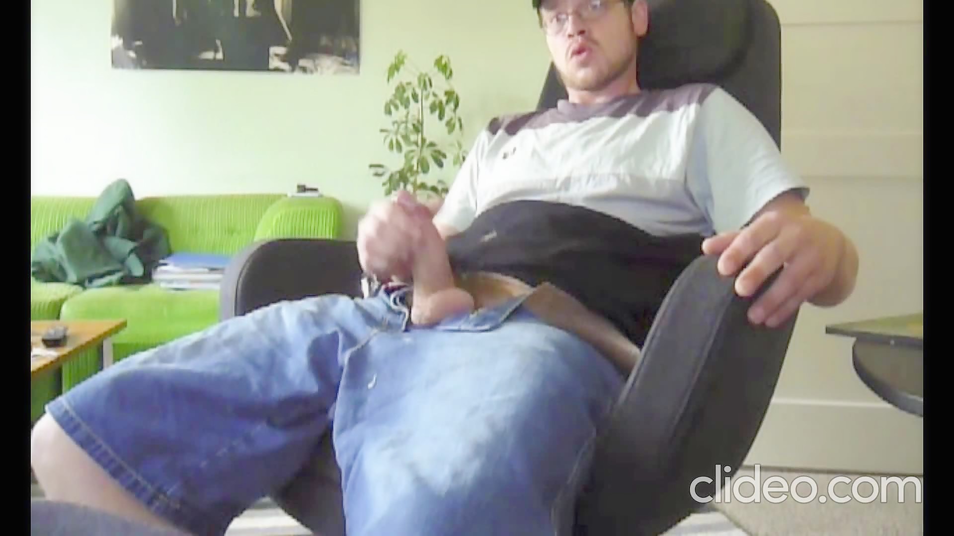 Thumb 12