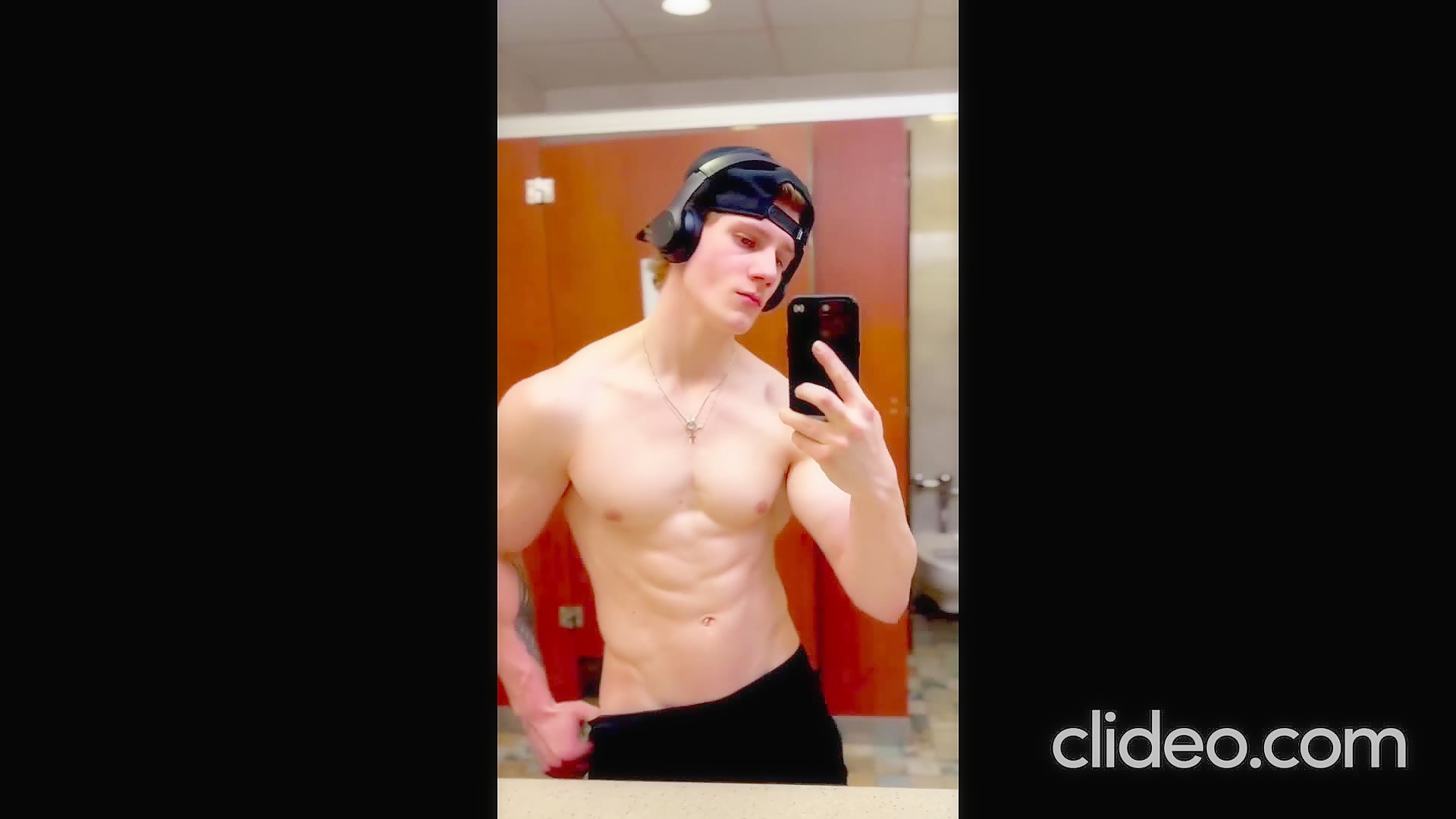 Thumb 8