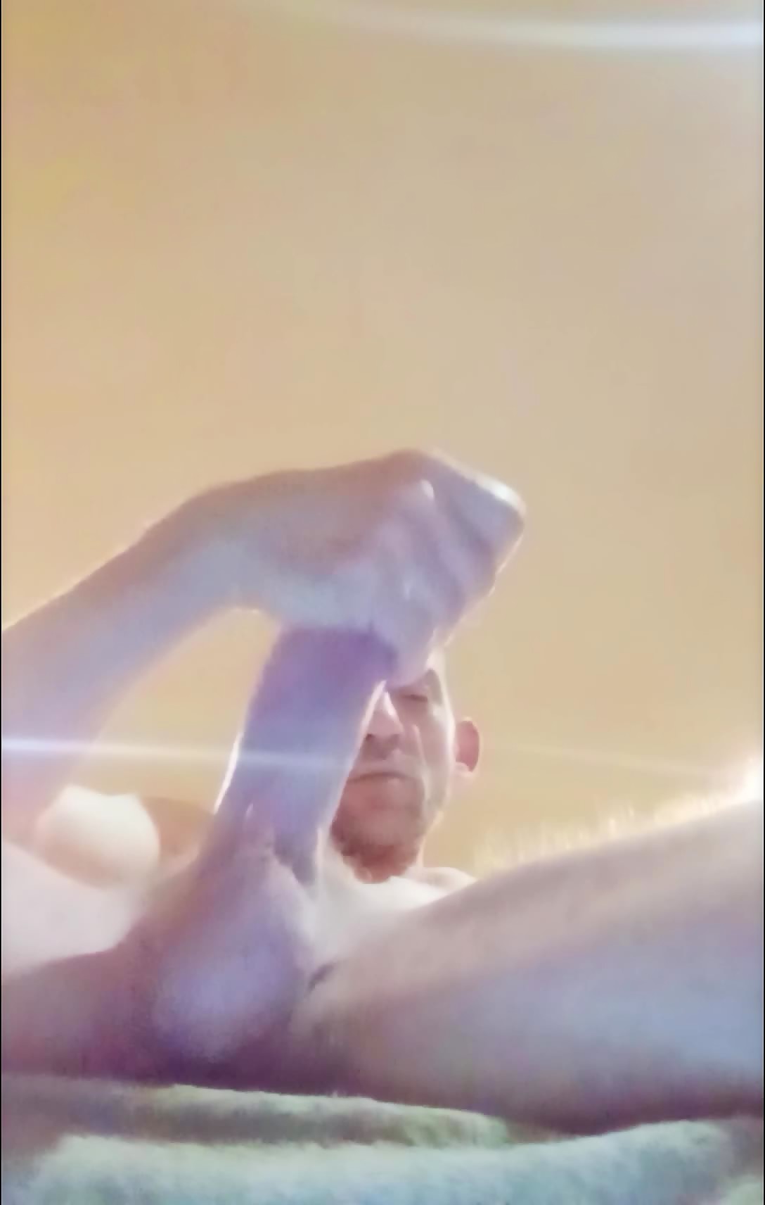 Thumb 16