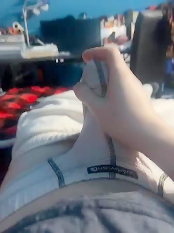 Thumb 17
