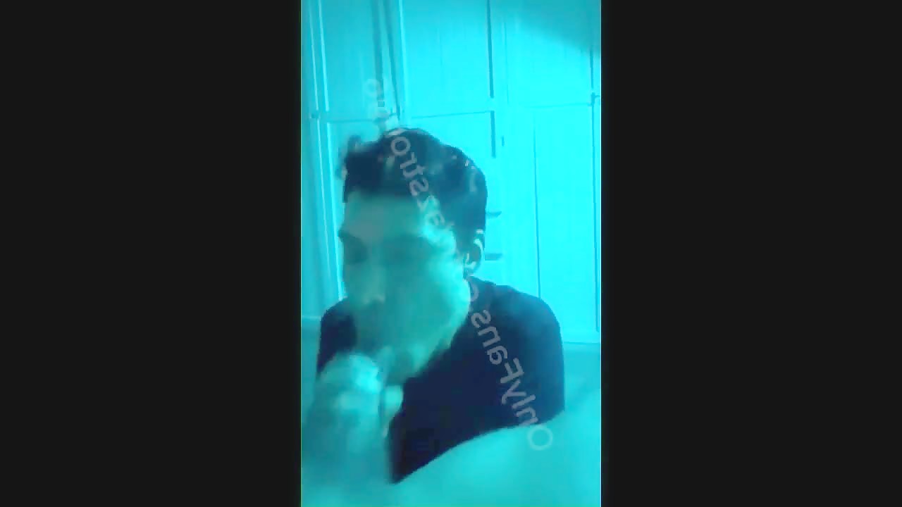 Thumb 16