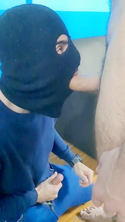 Thumb 11