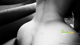 Thumb 7