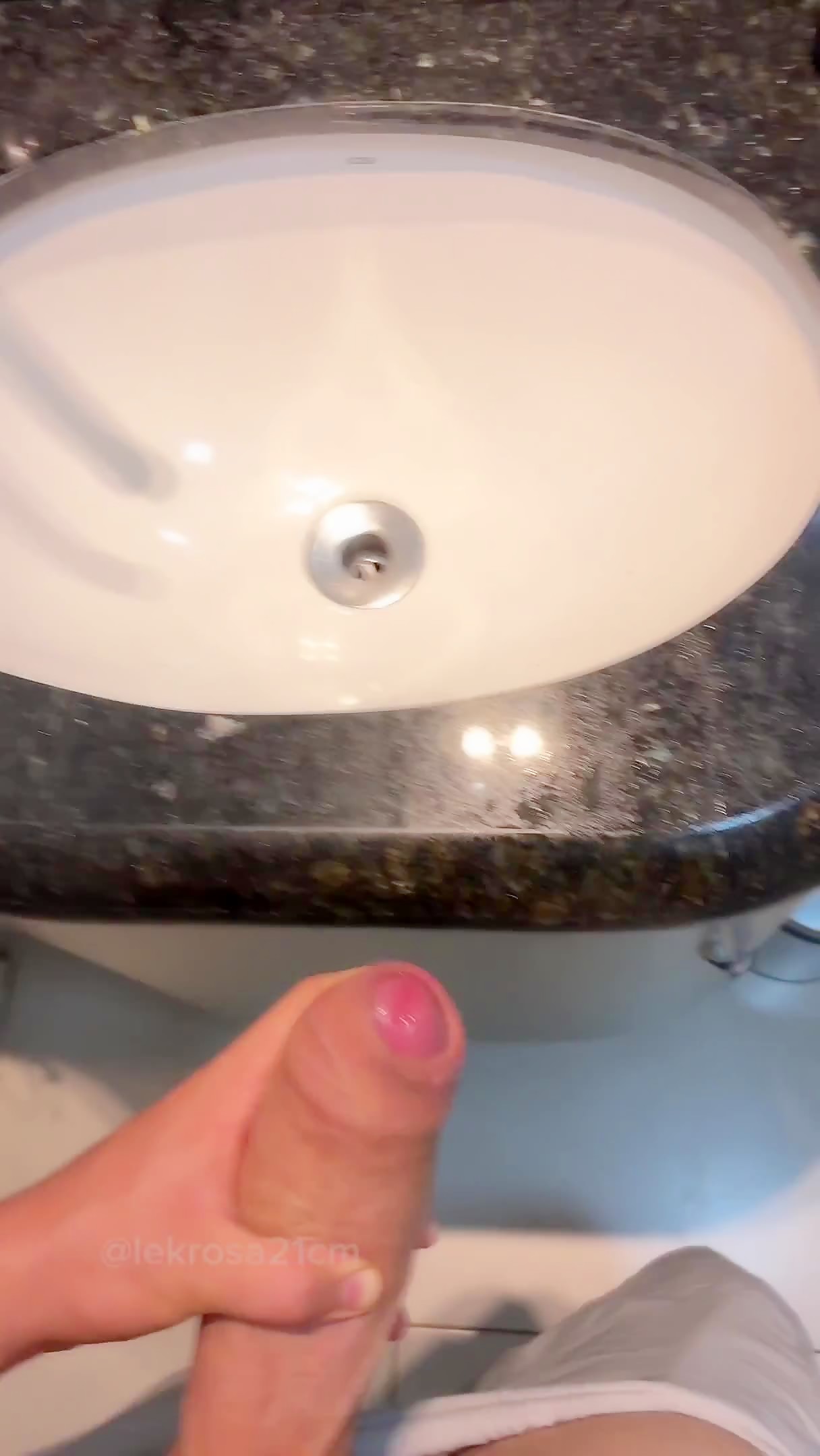 Thumb 11