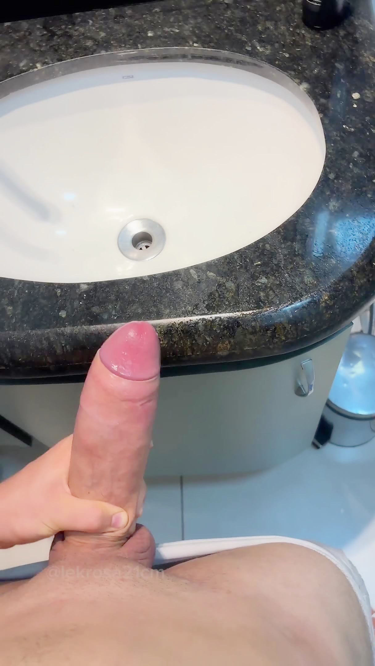 Thumb 17