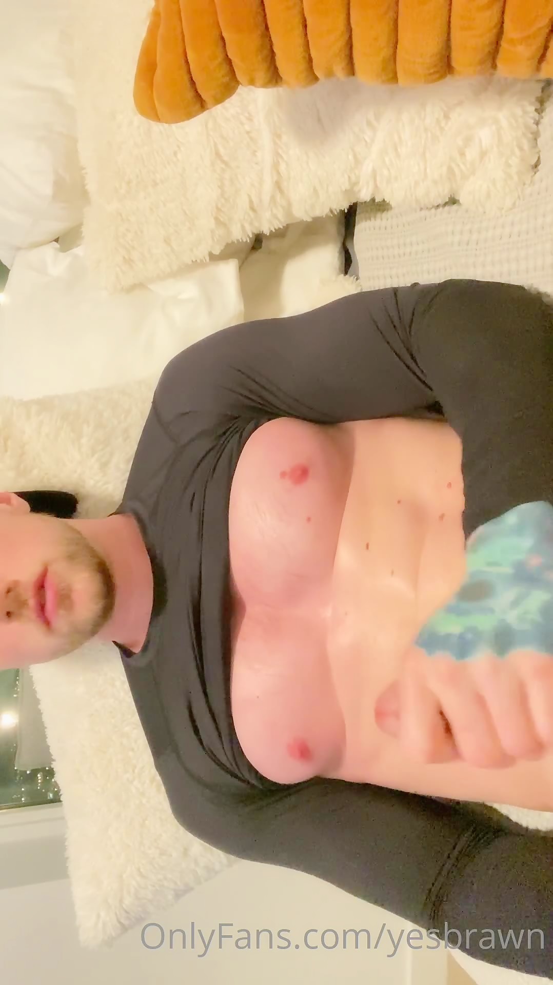 Thumb 16