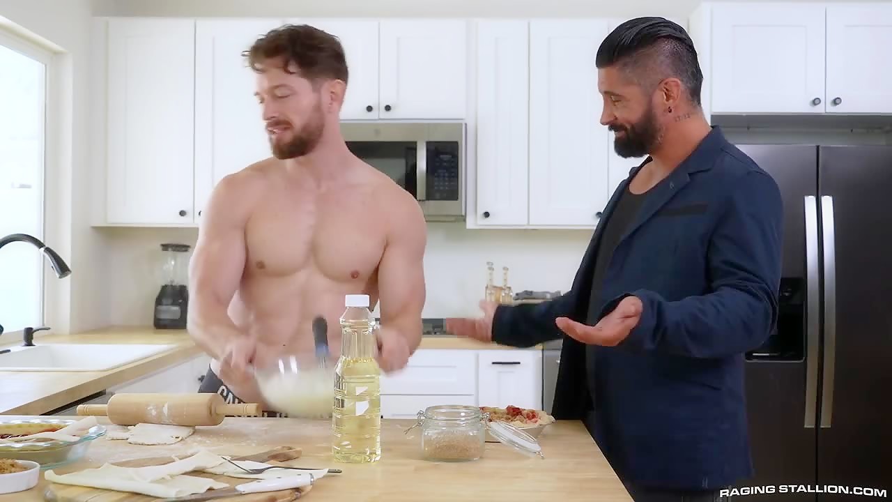 Justin Jett and Johnny Donovan - The Way to a Man's Heart Sc 4