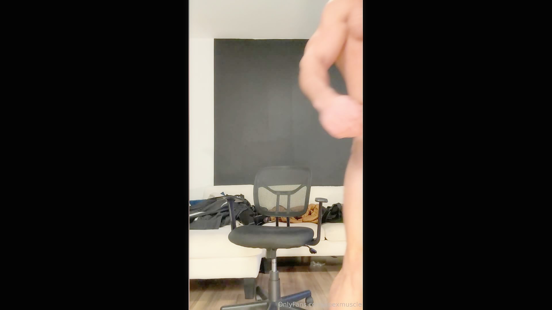 Thumb 9