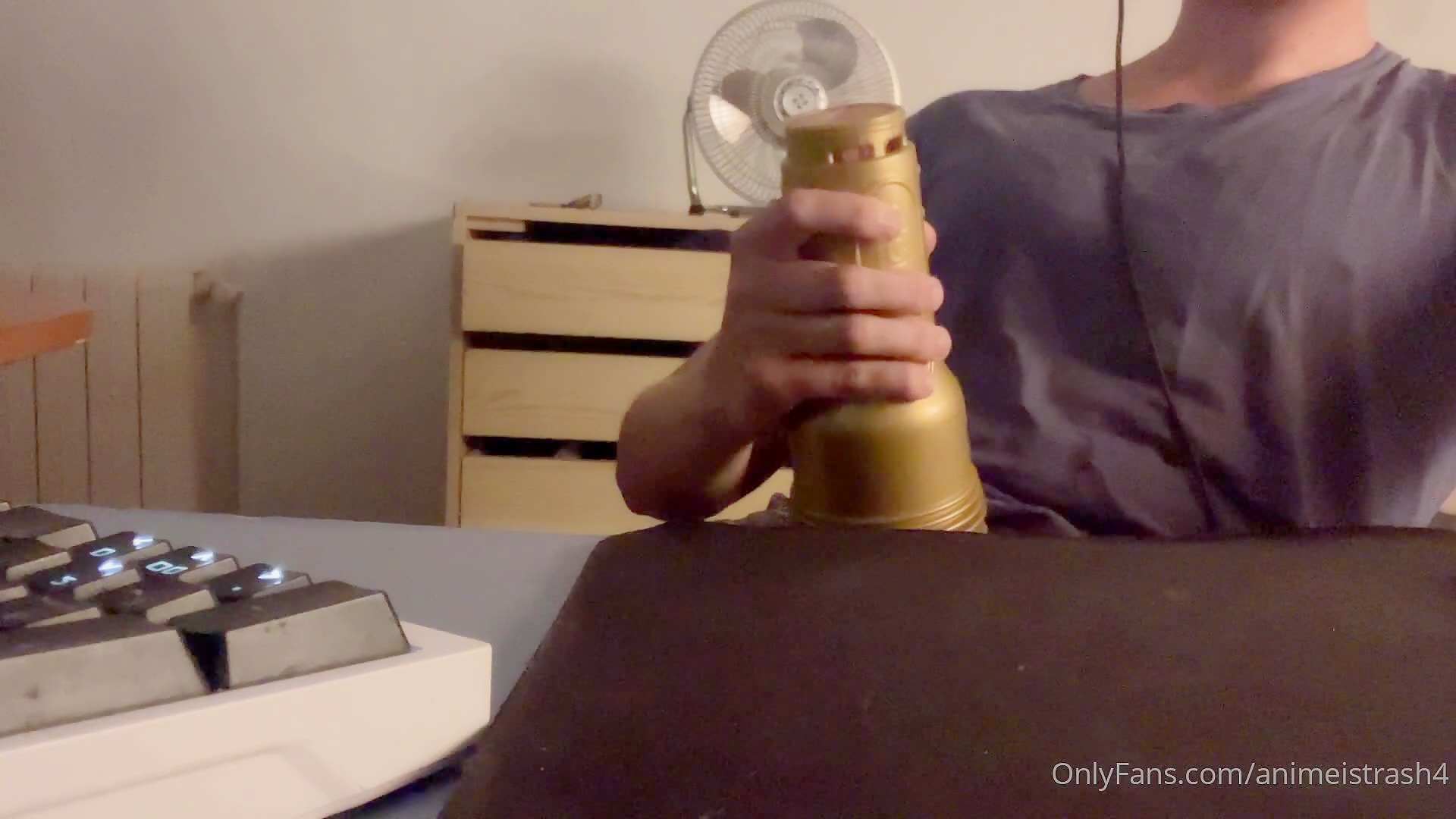 Thumb 11