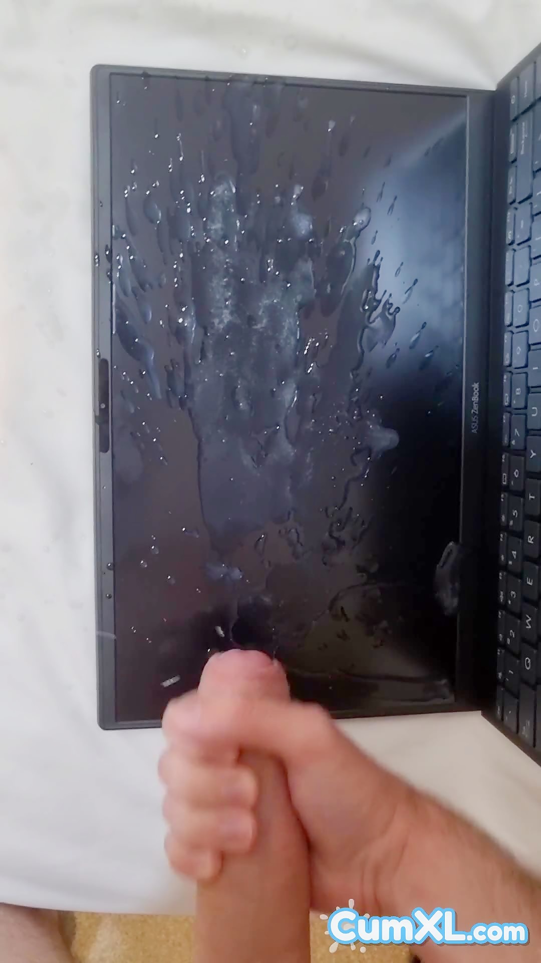Thumb 12