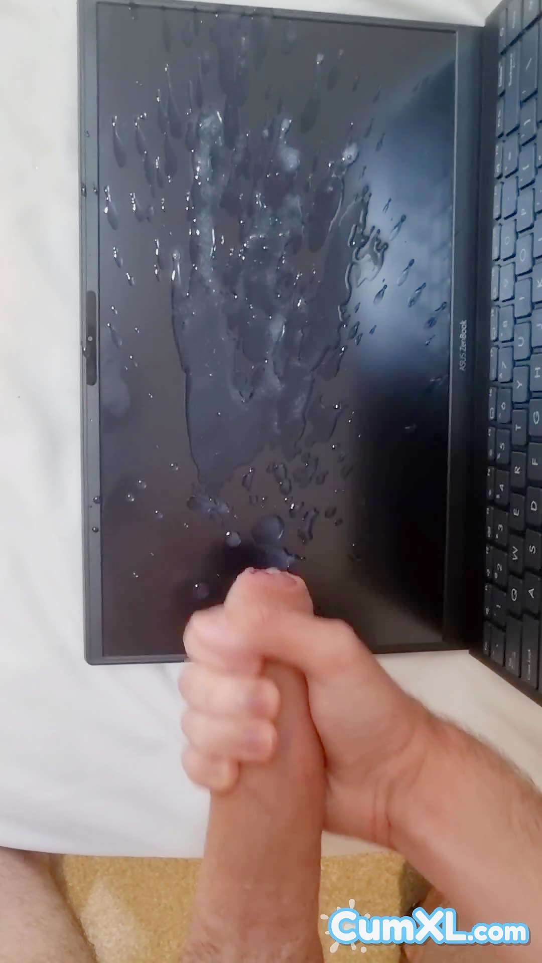 Thumb 4