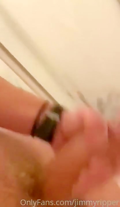 Thumb 16