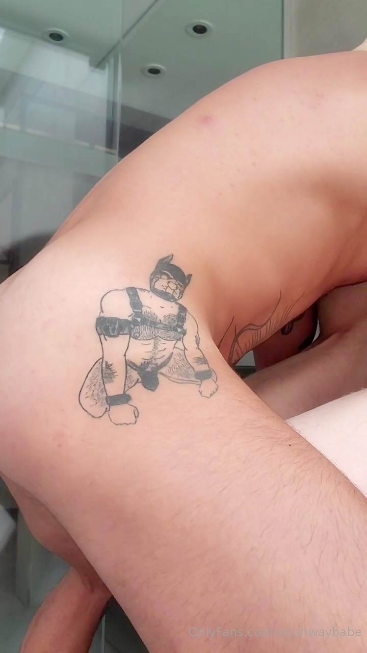 Thumb 16