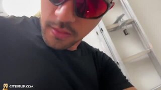Thumb 6