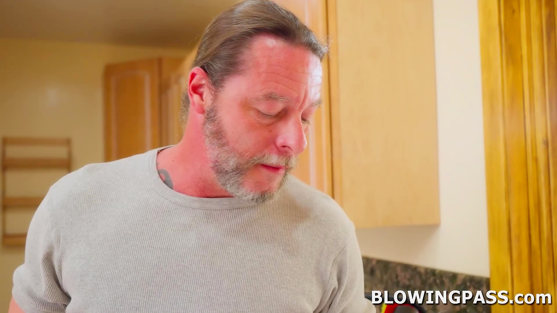 Busty milf cant live the day without sucking some big cock