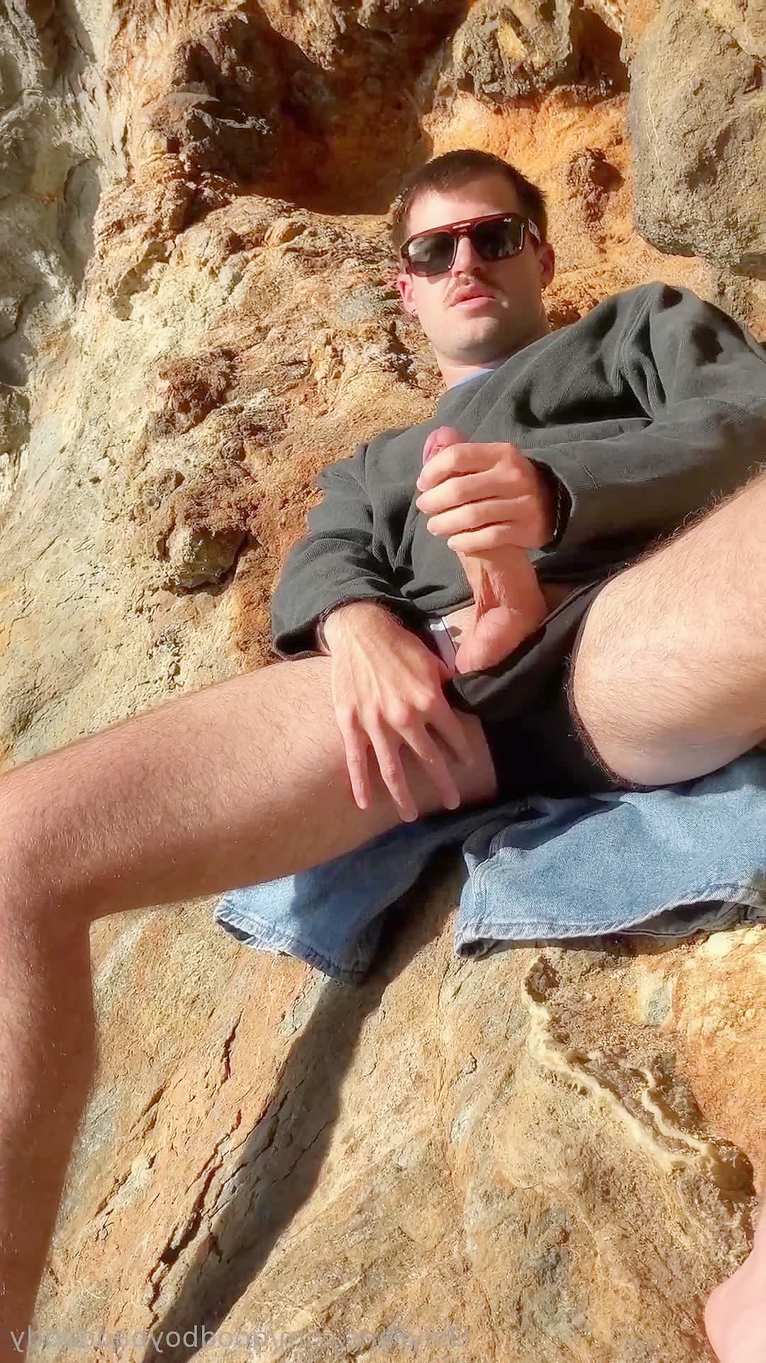 Thumb 8