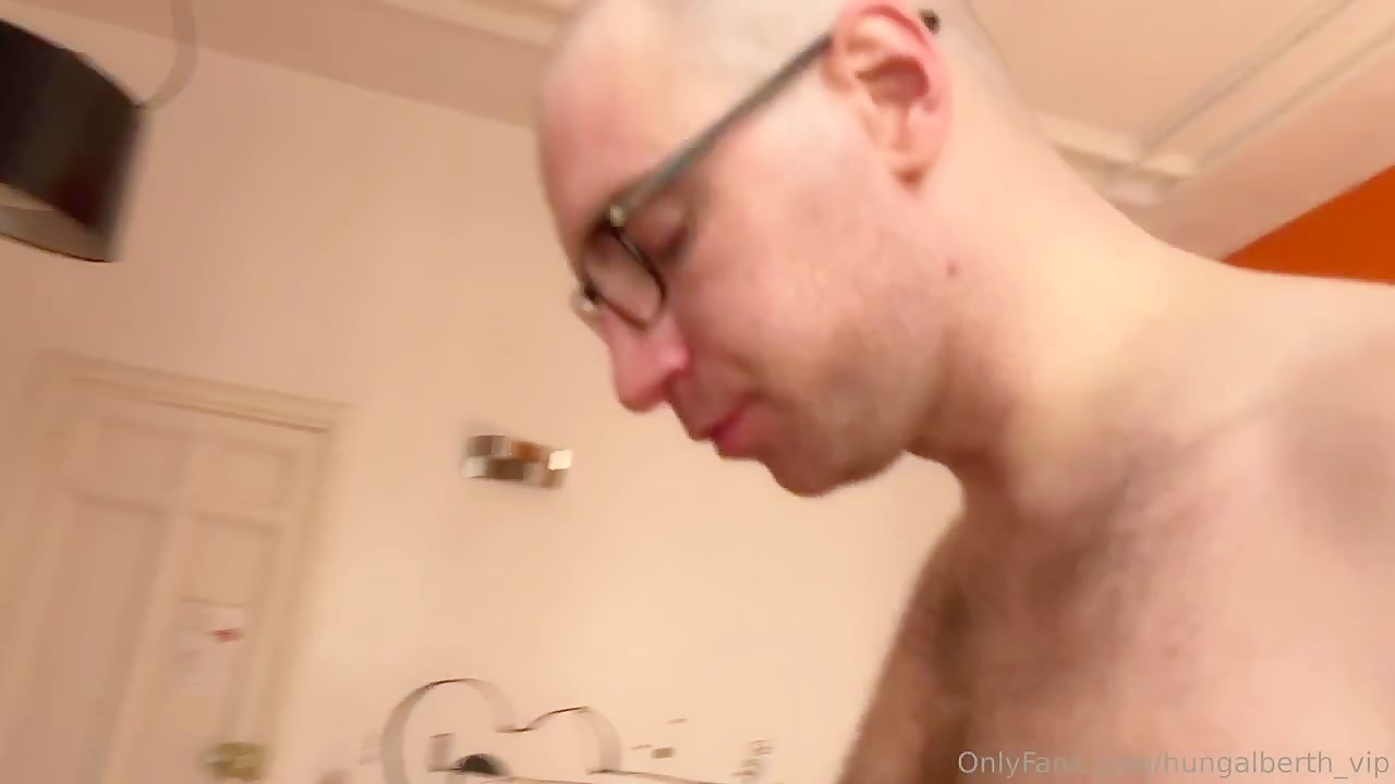 Thumb 11